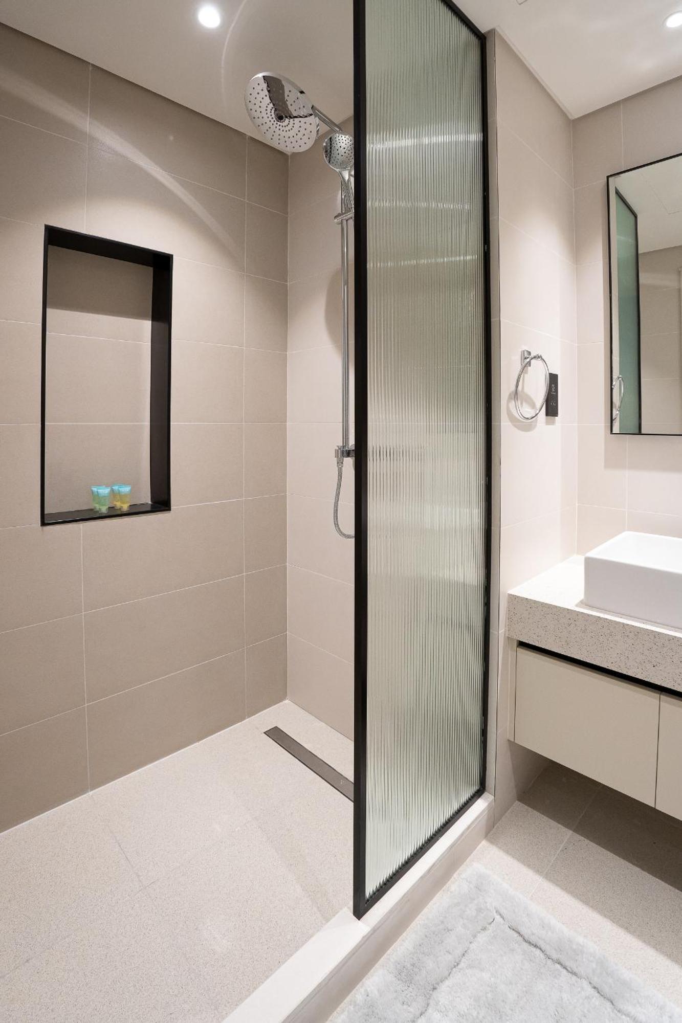 Veluxa - Luxe 2bed With Private Апартаменти *